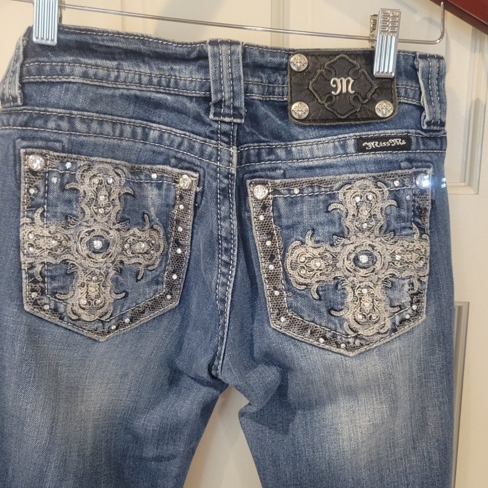Miss Me Boot Cut Jeans sz 26